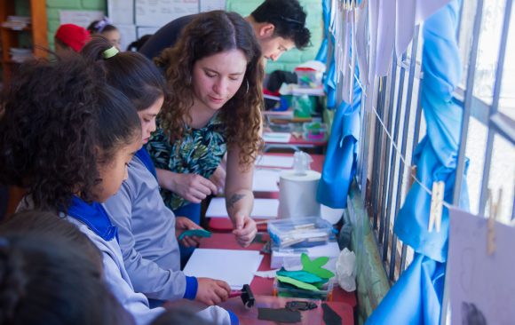 Integrantes de CIET-LR llevan a cabo iniciativa de educación ambiental en escuelas rurales de la Reserva de la Biosfera La Campana, Peñuelas. Región de Valparaíso.